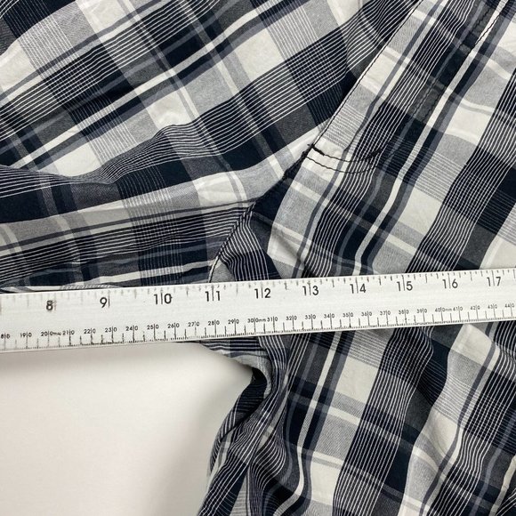 Nike Athletic Department Cargo Shorts Mens 36 Check Plaid Cotton 11" Black Gray - Picture 12 of 14